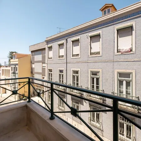 Ladispoli - 1 Bedroom In Estrela * リスボン