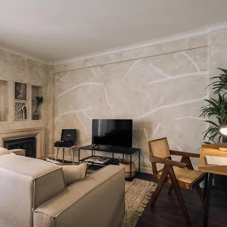 Ladispoli - 1 Bedroom In Estrela * Lisboa